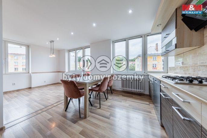 Prodej, Byt 4+1, Bukovany