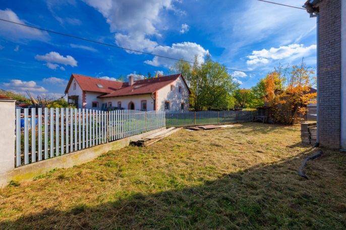 Prodej, Obchod a služby, Bělčice