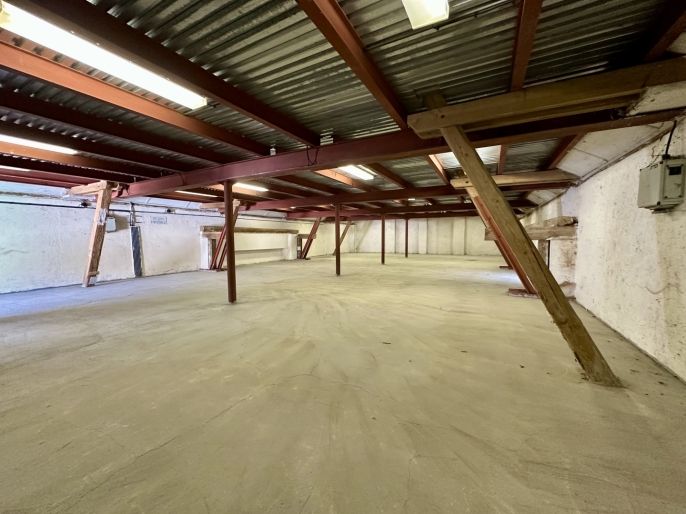 Pronájem, Sklad, Zákolany