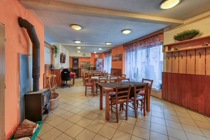 Prodej, Nájemní dům, Bečov nad Teplou