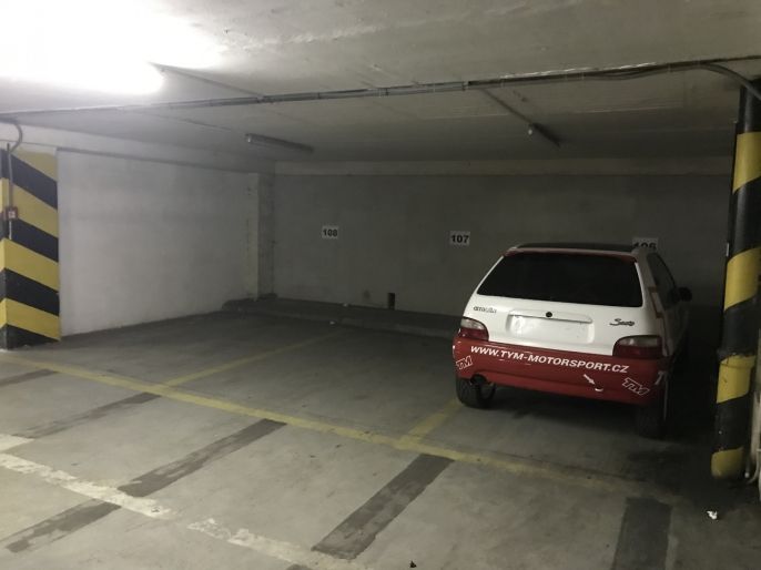 Pronájem, Garážové stání, Praha