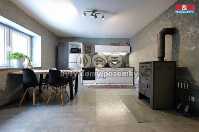 Prodej, Obchod a služby, Šternberk