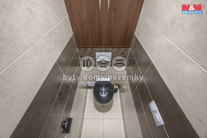 Prodej, Byt 4+1, Holice