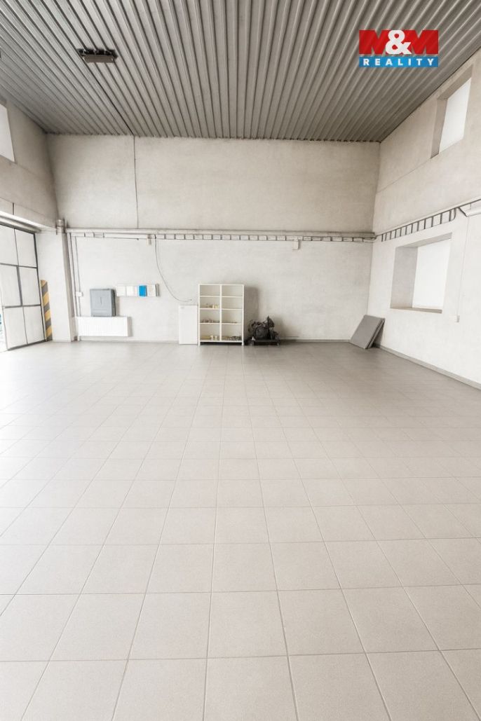 Pronájem, Sklad, Hořesedly