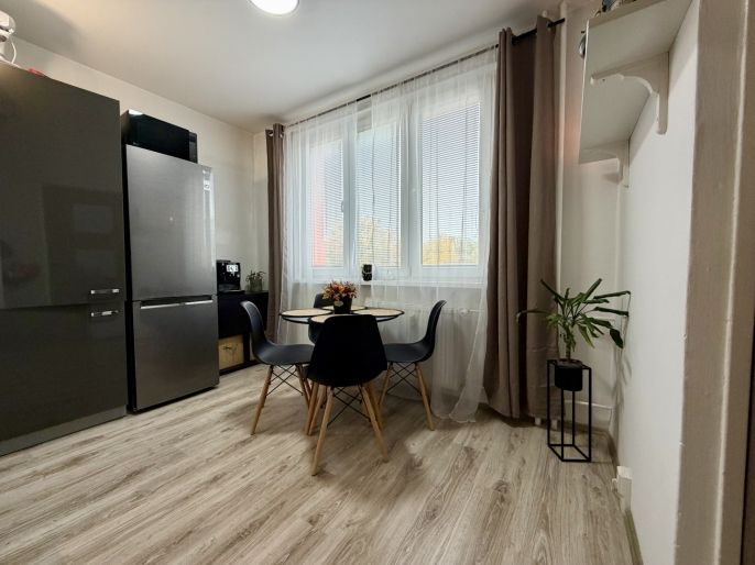 Prodej, Byt 3+1, Postoloprty