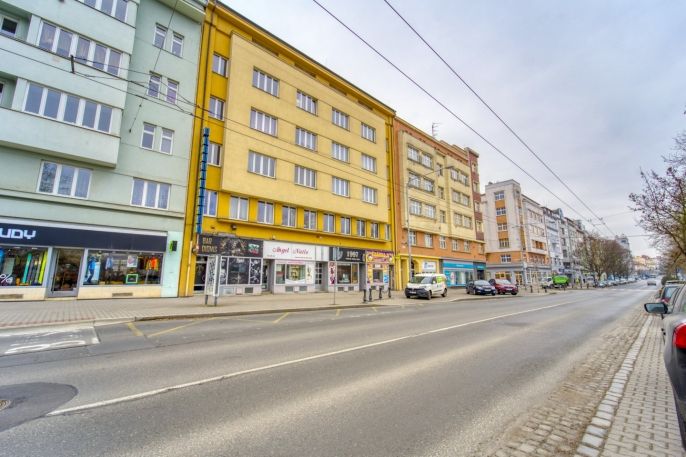 Pronájem, Obchod a služby, Plzeň