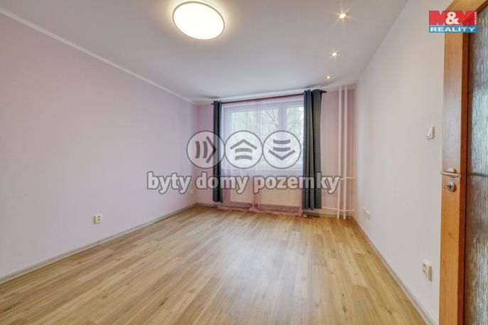 Pronájem, Byt 1+1, Cheb