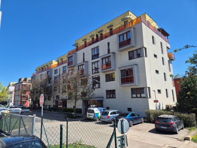 Prodej, Byt 1+kk, Beroun