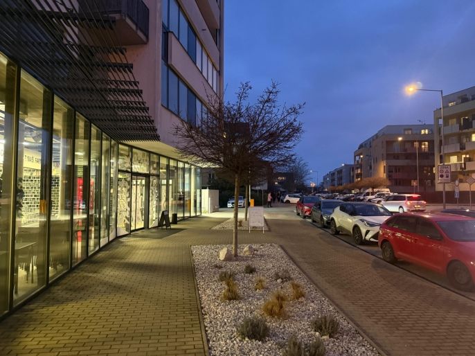 Pronájem, Obchod a služby, Hradec Králové