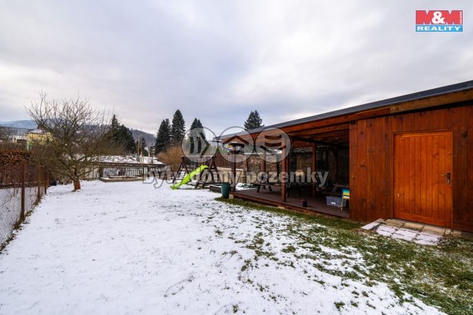 Prodej, Obchod a služby, Hejnice