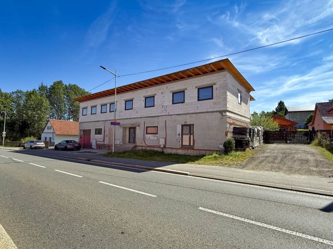 Prodej, Byt 4+kk, Obrataň