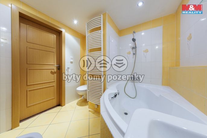 Prodej, Byt 3+1, Karlovy Vary