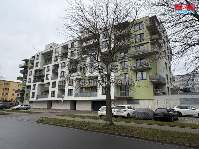 Pronájem, Byt 3+kk, Pardubice