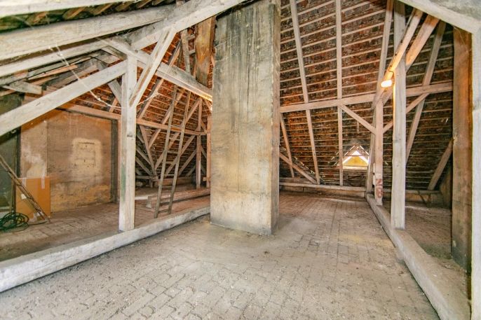 Prodej, Půdní prostor, Plzeň