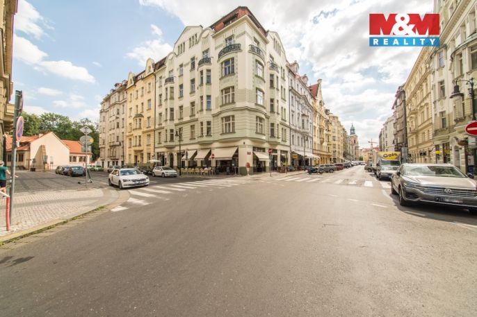 Pronájem, Byt 1+kk, Praha