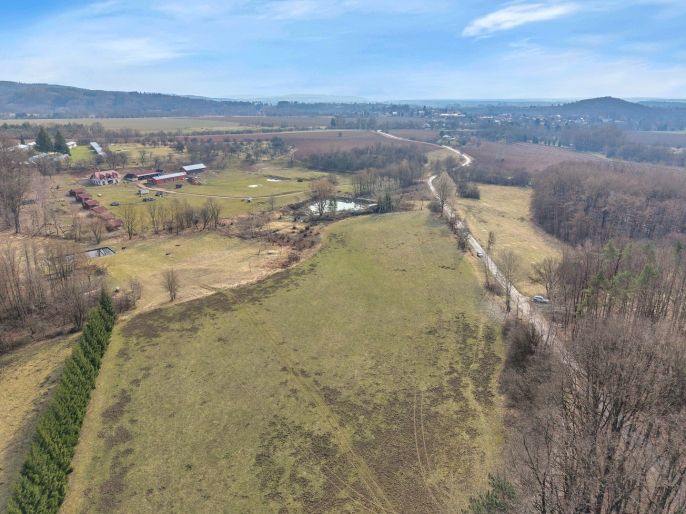 Prodej, Louka, Železnice