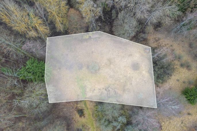 Prodej, Zahrada, Úterý