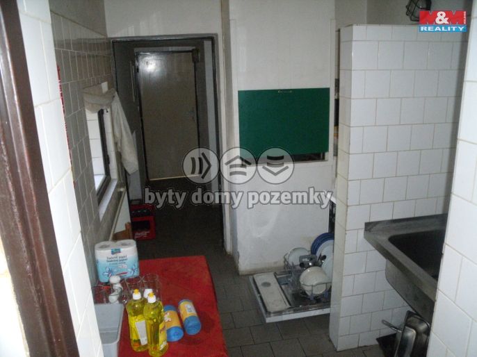 Prodej, Obchod a služby, Babice