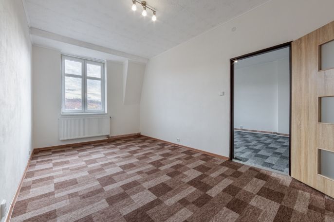 Prodej, Byt 2+1, Karlovy Vary