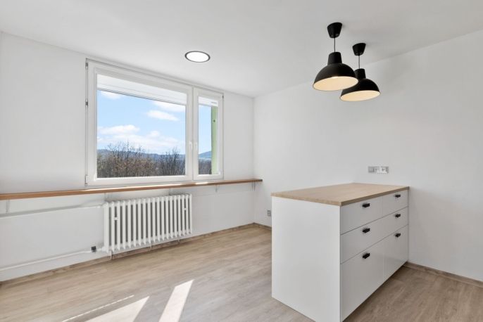 Pronájem, Byt 1+1, Hrádek nad Nisou