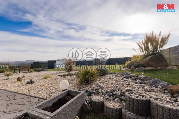 Prodej, Rodinný dům, Věž