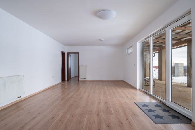 Prodej, Obchod a služby, Šumavské Hoštice