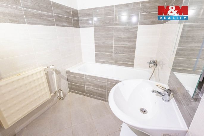 Pronájem, Byt 3+kk, Kamenický Šenov