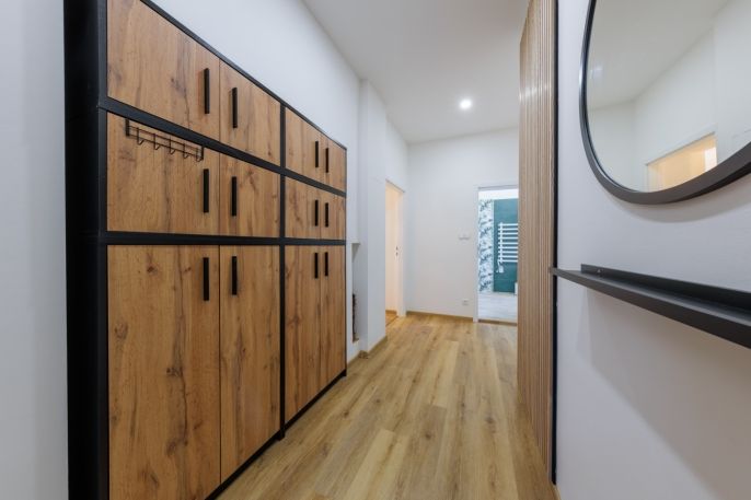 Prodej, Byt 2+1, Karlovy Vary