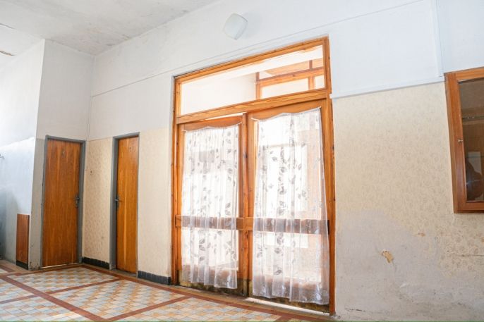 Pronájem, Obchod a služby, Hradešice