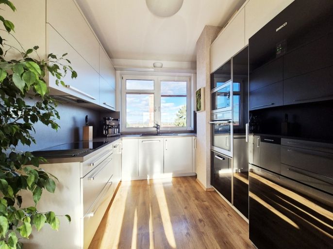 Prodej, Byt 3+kk, Hradec Králové