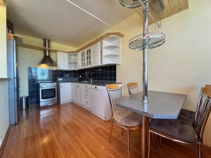 Prodej, Byt 4+1, Most