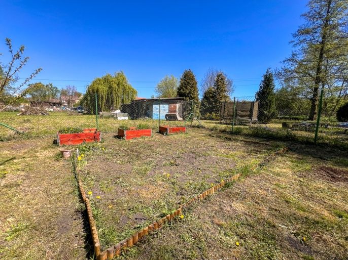 Prodej, Zahrada, Polepy