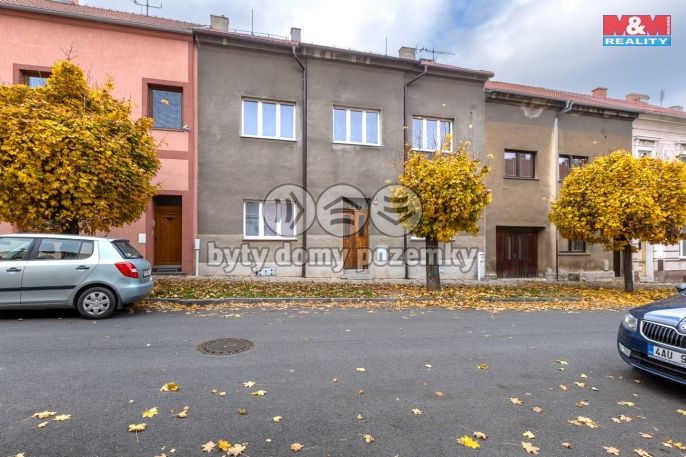 Prodej, Nájemní dům, 200 m², Louny