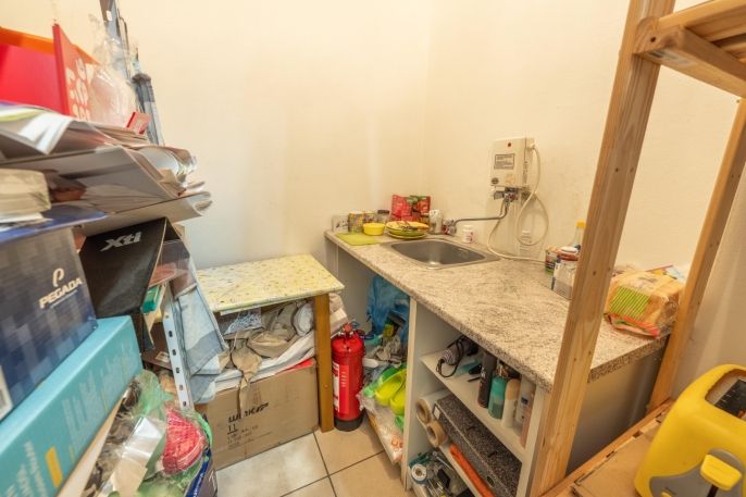 Pronájem, Obchod a služby, Slaný
