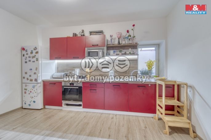 Prodej, Byt 3+kk, Chrást