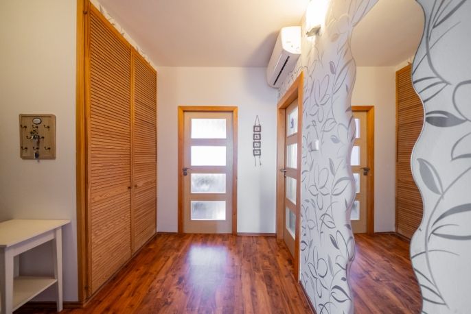 Prodej, Byt 3+1, Práče