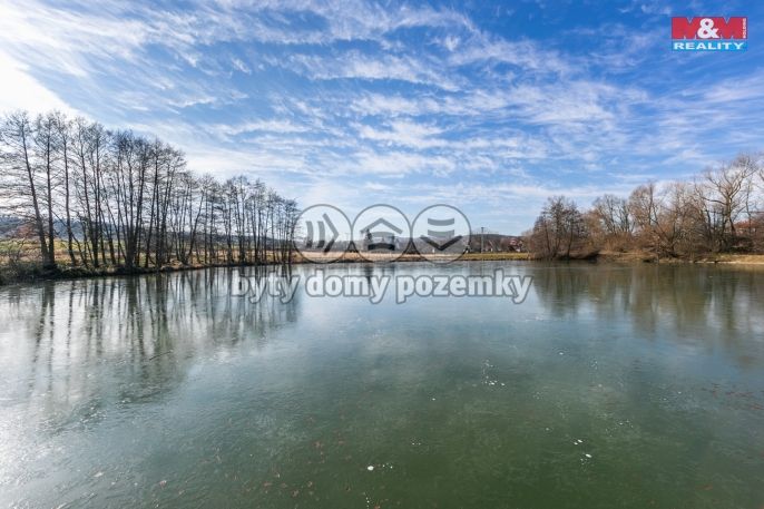 Prodej, Pole, Podluhy