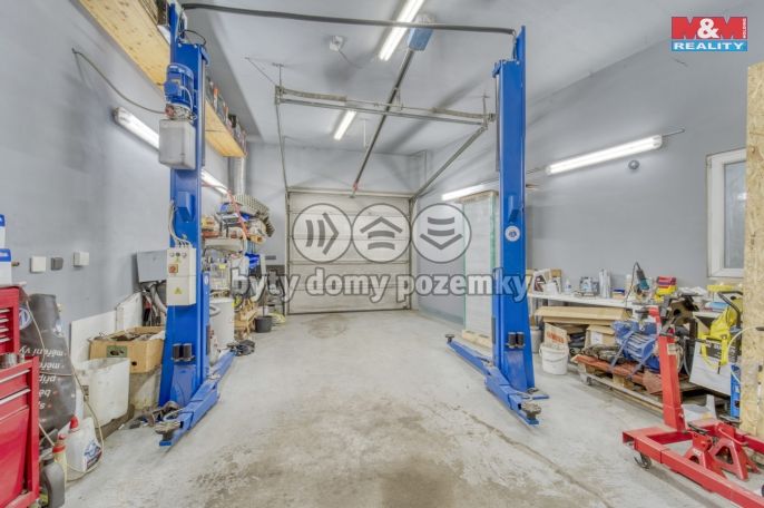 Pronájem, Obchod a služby, Králův Dvůr