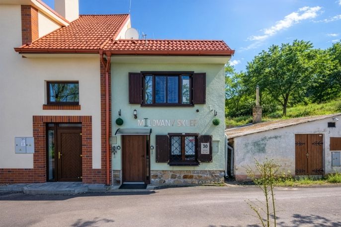 Prodej, Vinný sklep, Chvalovice