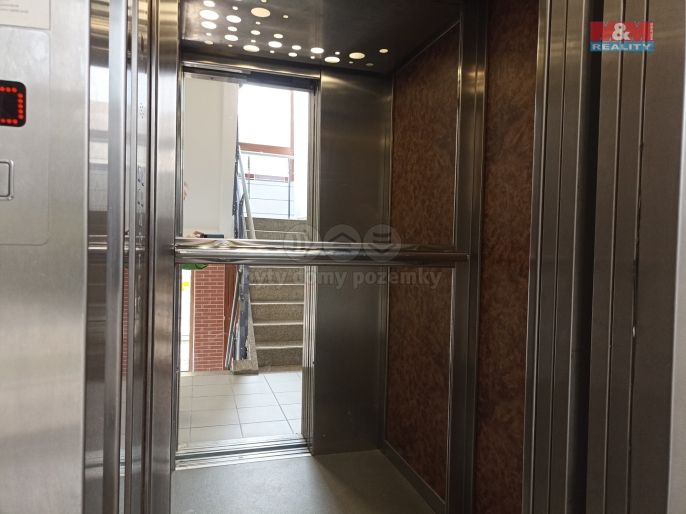 Pronájem, Byt 2+1, Most