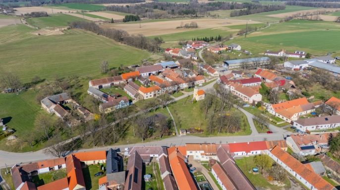 Prodej, Zemědělská usedlost, Dříteň