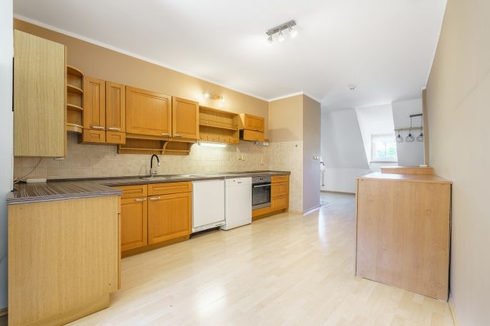 Pronájem, Byt 3+1, Cheb