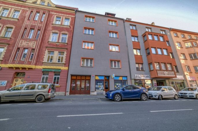 Pronájem, Byt 3+1, Cheb