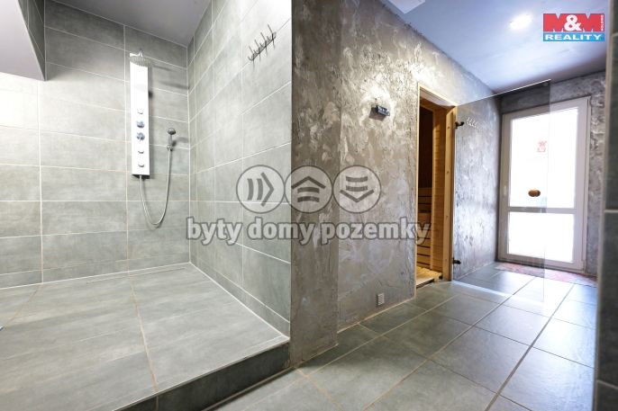 Prodej, Obchod a služby, Šternberk