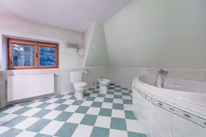 Prodej, Nájemní dům, Mnichovice