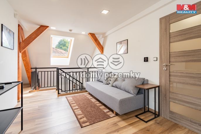 Pronájem, Atypický byt, Hoštice