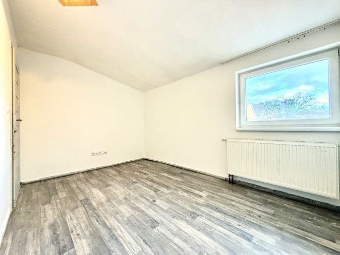 Pronájem, Byt 3+kk, Slaný