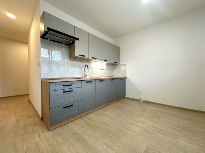 Pronájem, Byt 3+1, Klášterec nad Ohří