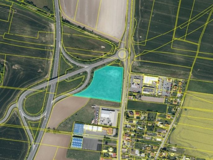 Prodej, Komerční pozemky, Pardubice