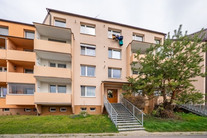 Prodej, Byt 3+1, Práče